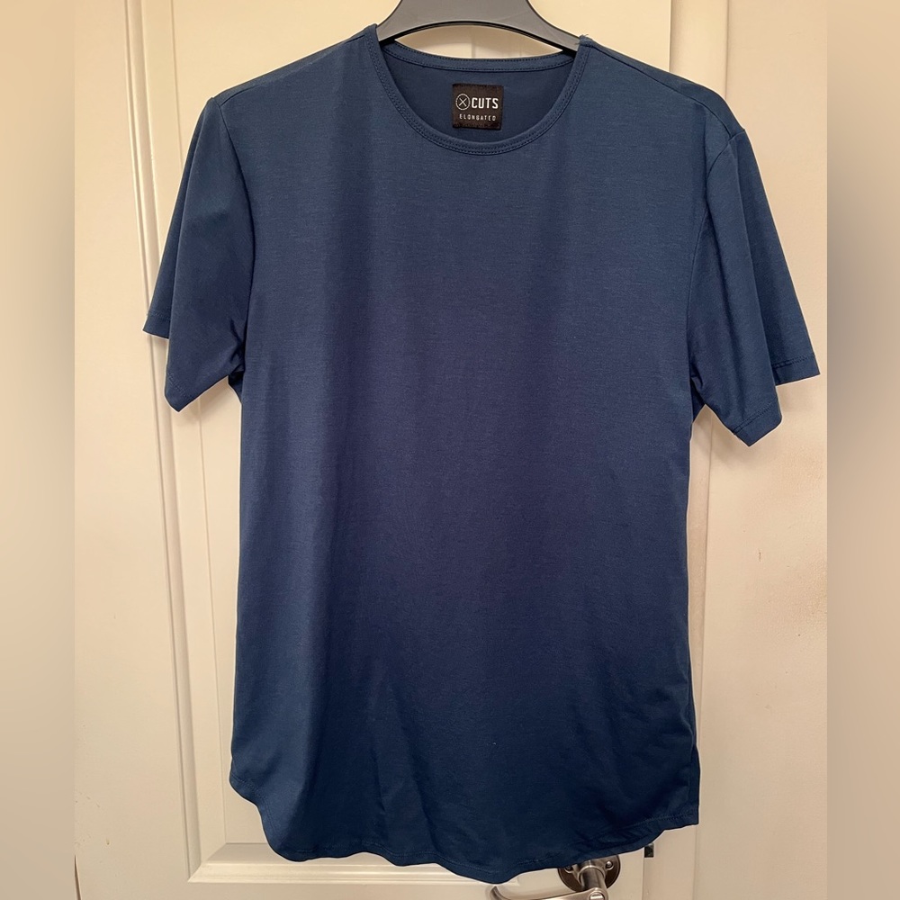 Cuts Clothing Fjord crew elongated